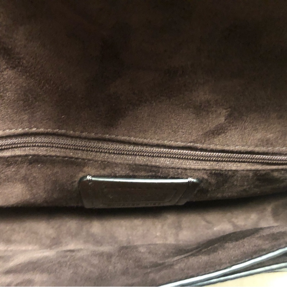 Coach flap shoulder bag with extra shorter handle in dark green - Picture 6 of 9